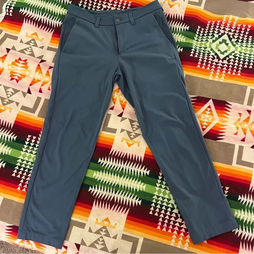 Lululemon commission pants